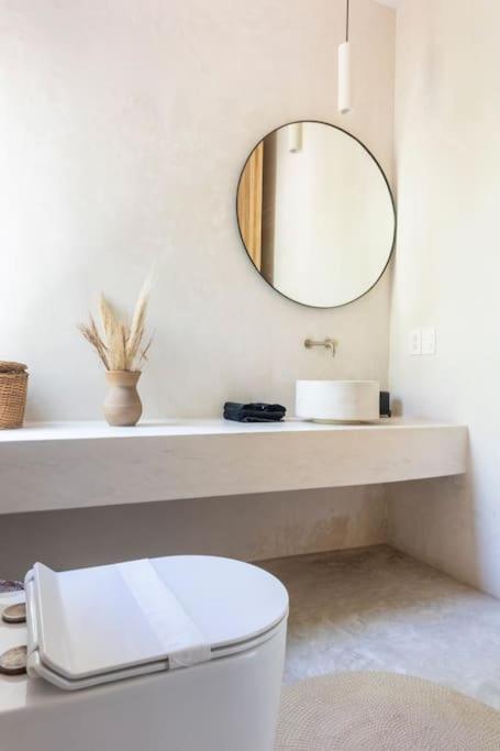 Casa Areca, Awarded Architectural Villa Located In A Secured Gated Community, With Concierge Services Τουλούμ Εξωτερικό φωτογραφία