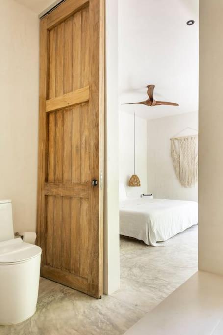 Casa Areca, Awarded Architectural Villa Located In A Secured Gated Community, With Concierge Services Τουλούμ Εξωτερικό φωτογραφία