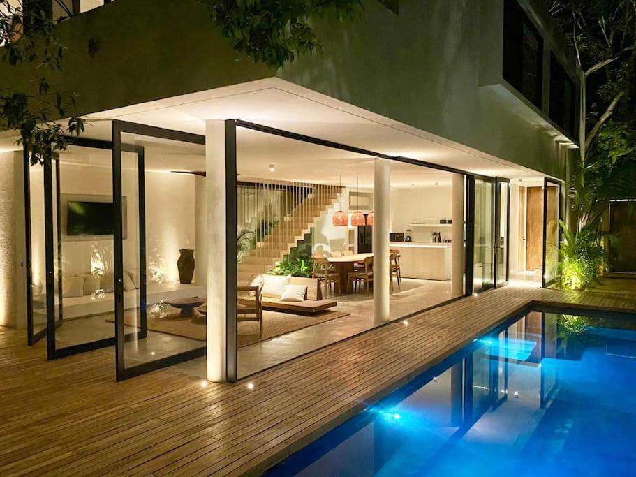 Casa Areca, Awarded Architectural Villa Located In A Secured Gated Community, With Concierge Services Τουλούμ Εξωτερικό φωτογραφία